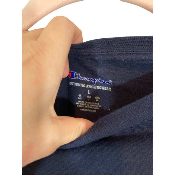 Champion Men's Streetwear Graphic Tee Large - Picture 4 of 4